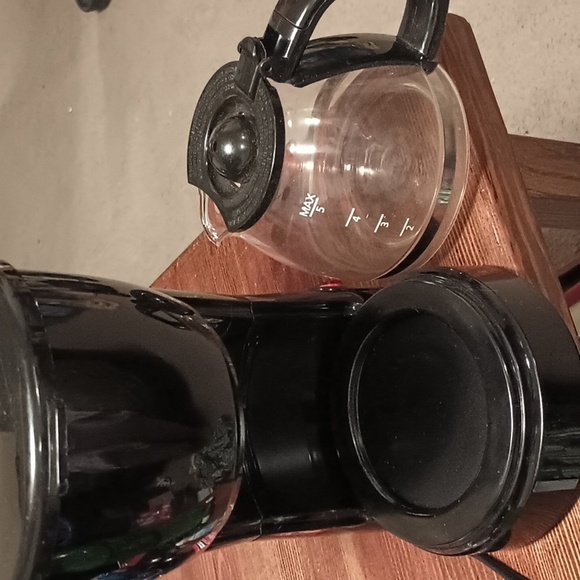 5/$20 Walmart 5cup coffee maker model 511400 - Picture 4 of 4